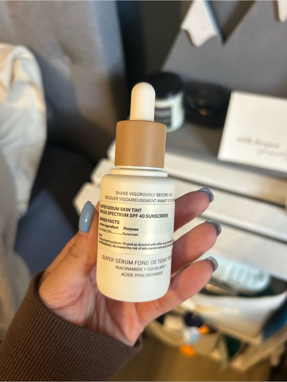 ILIA Skin Tint Serum SPF 40 - Beige Dropper Bottle - Picture 2 of 2